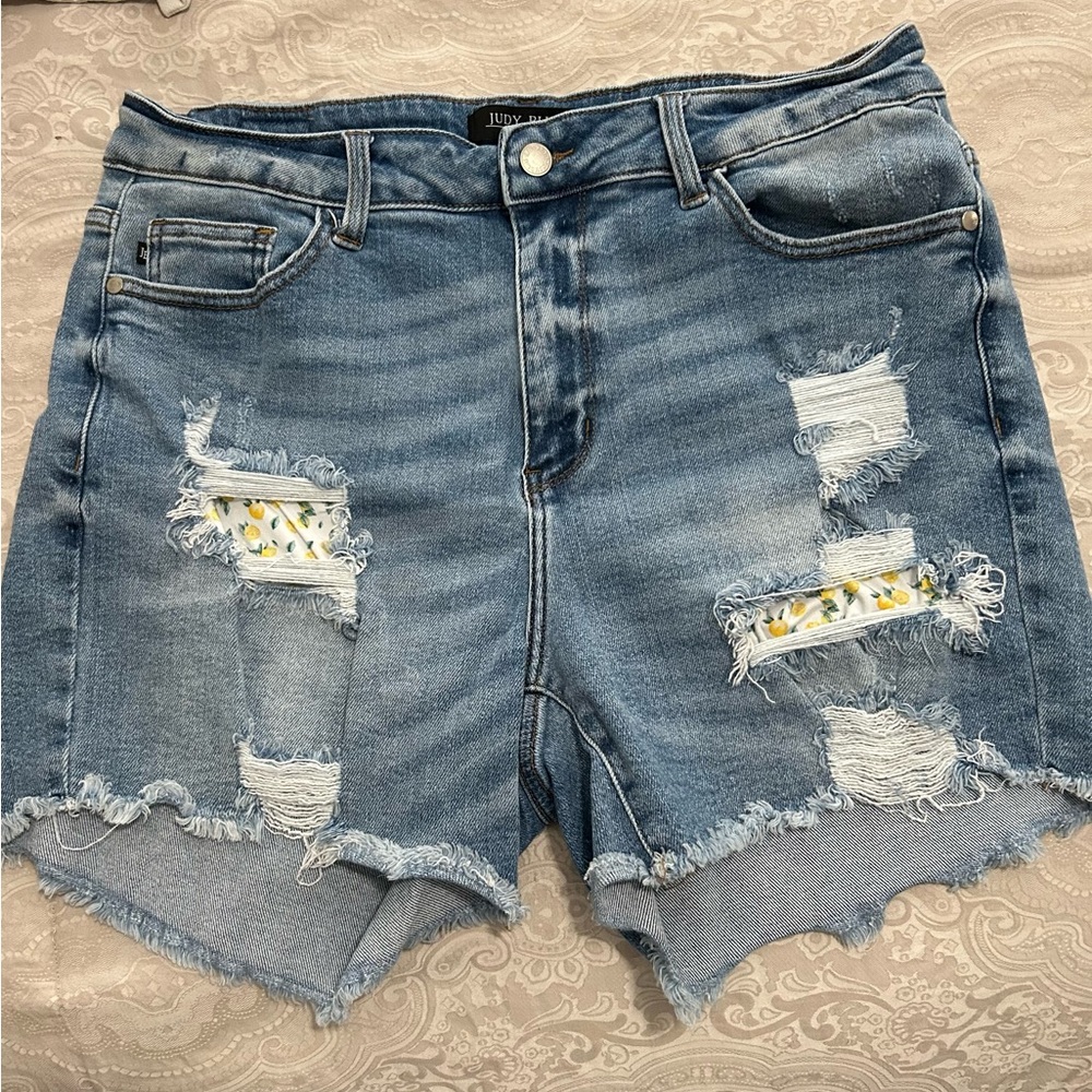Judy Blue Blue Distressed Jean Shorts with Floral Patches